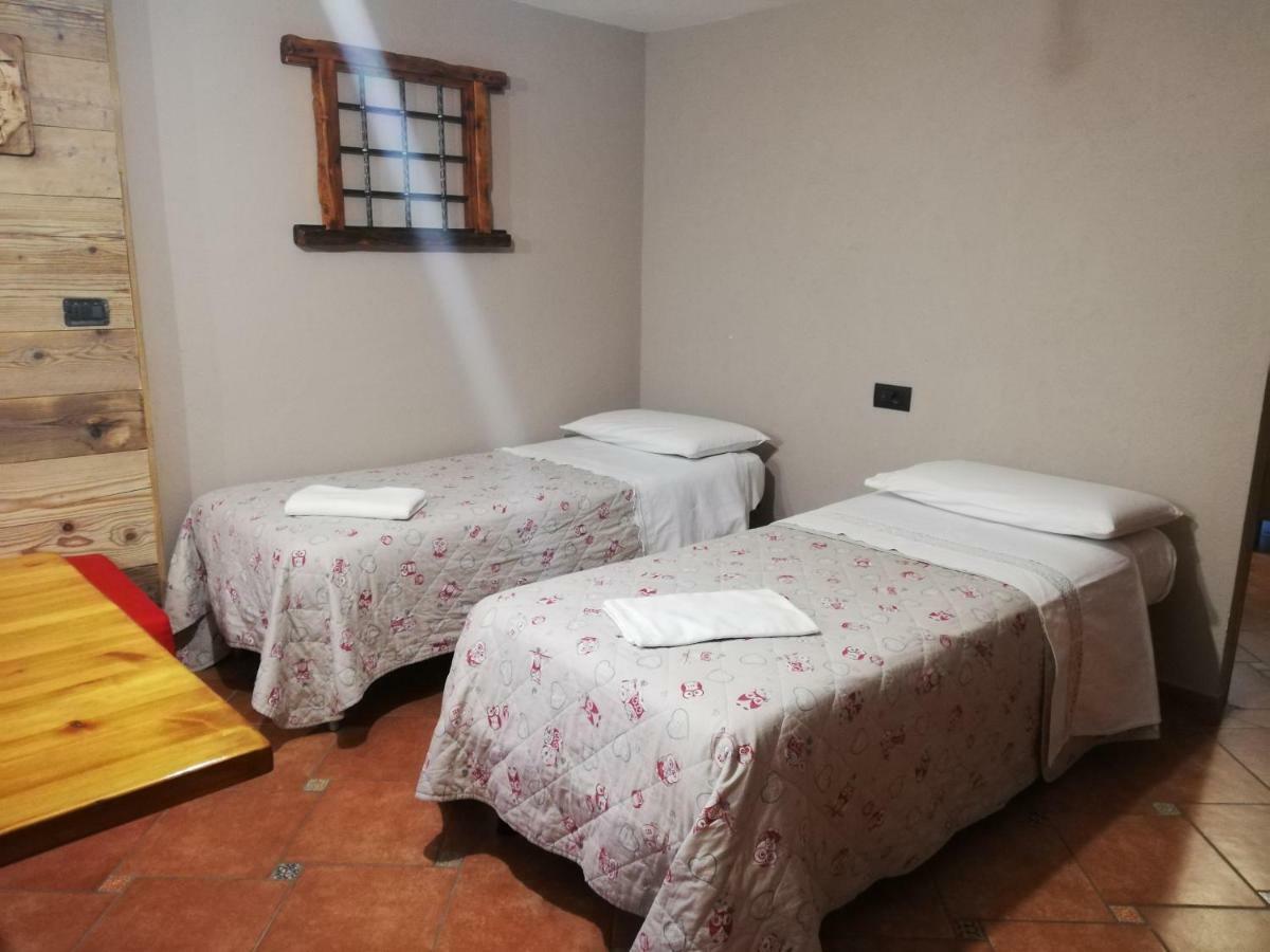 La Taverna Di Elide Aymavilles Zewnętrze zdjęcie