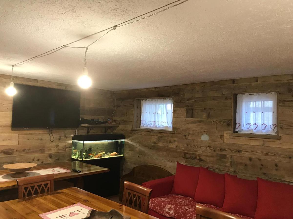 La Taverna Di Elide Aymavilles Zewnętrze zdjęcie